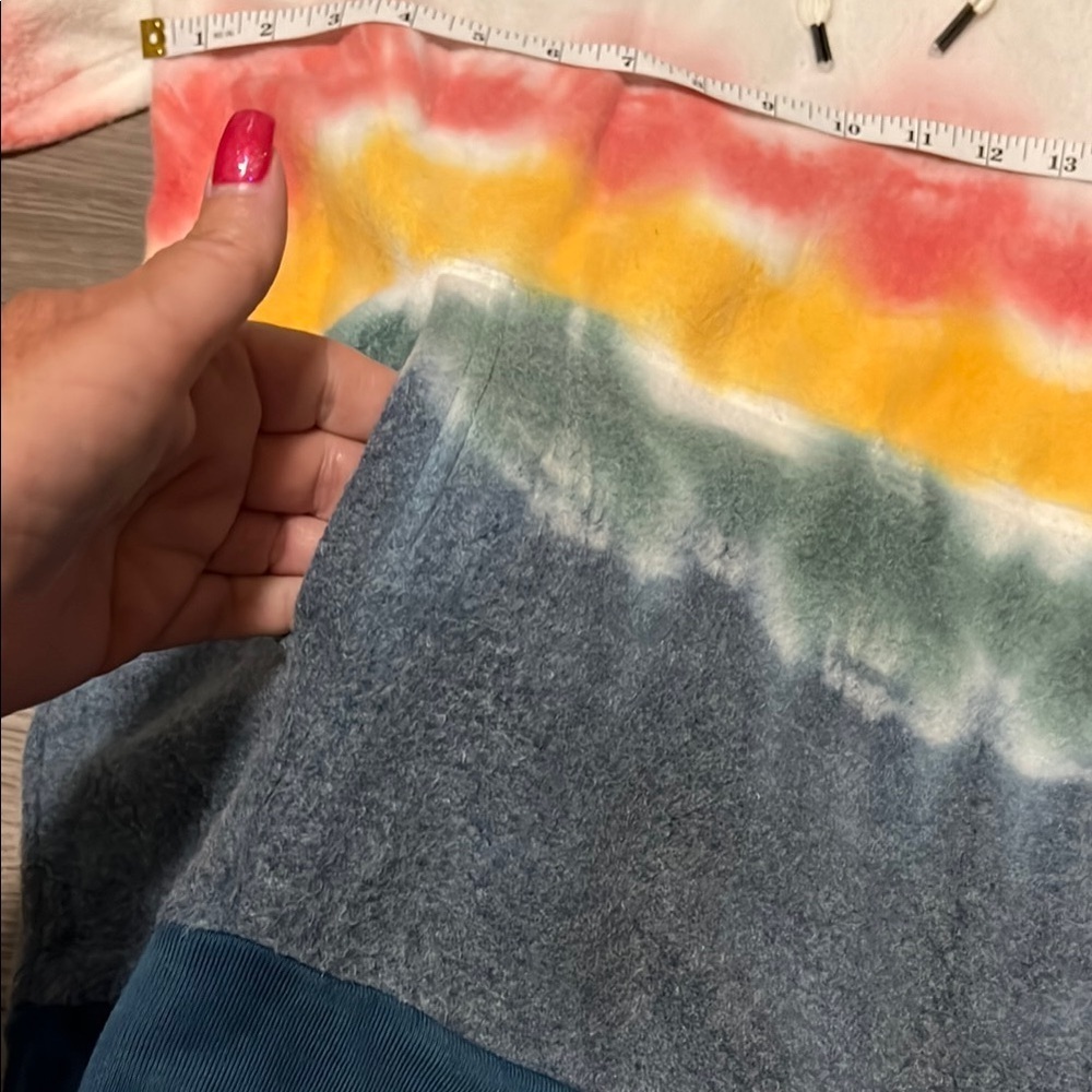 Multicolor Tie-Dye Hoodie Sweater - Picture 3 of 9